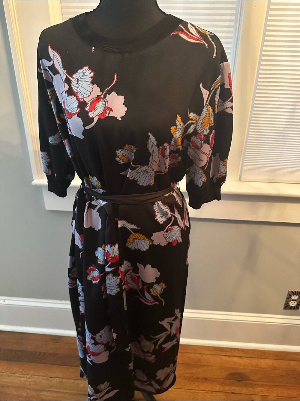 Who What Wear Black Floral Midi Dress